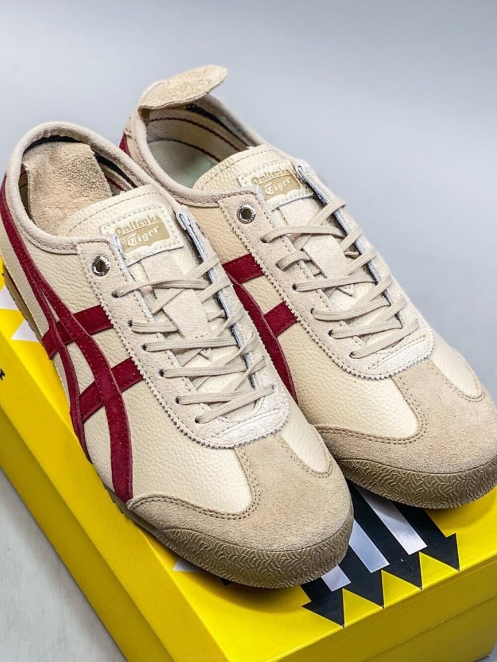 Onitsuka Tiger MEXICO 66 SD Men's  Casual Sneakers – Red / White – New w/ Tags